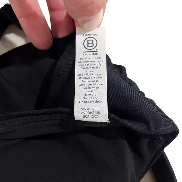 Athleta Square Neck Bra Cup Bikini Top Black Size 32 B/C Swim Wear - Picture 10 of 10